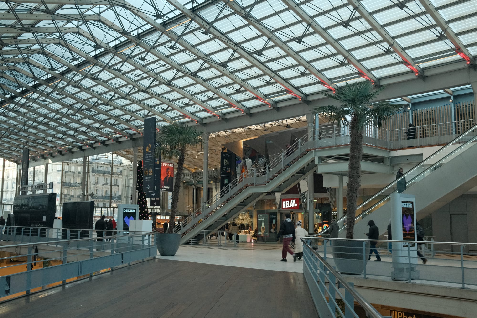 Bahnhofshalle in Paris Gare du Nord