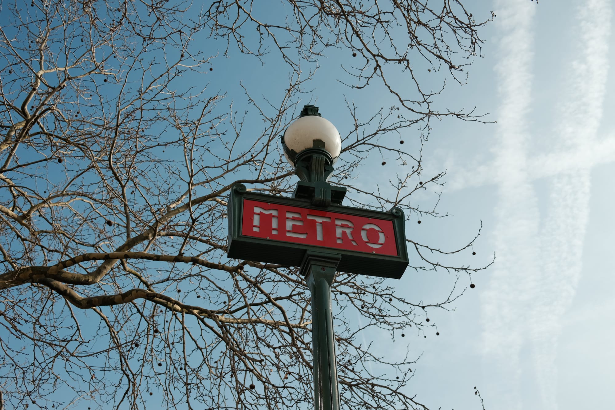 Metro: Die beste Wahl zwischen Gare de l'Est und Montparnasse