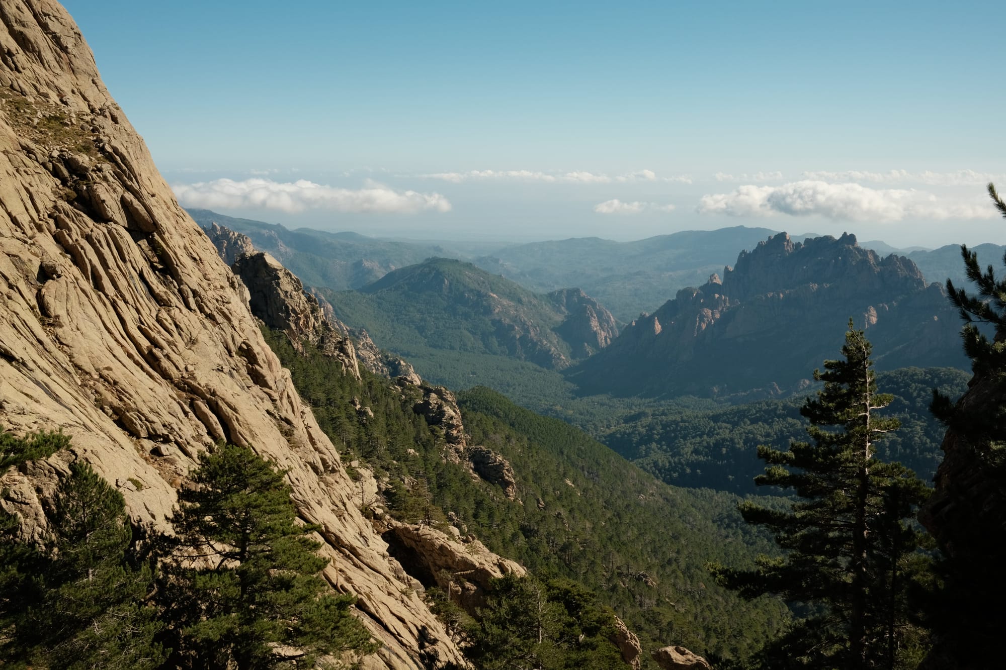 Die Wanderungen sind an den Bavella-Nadeln traumhaft schön.