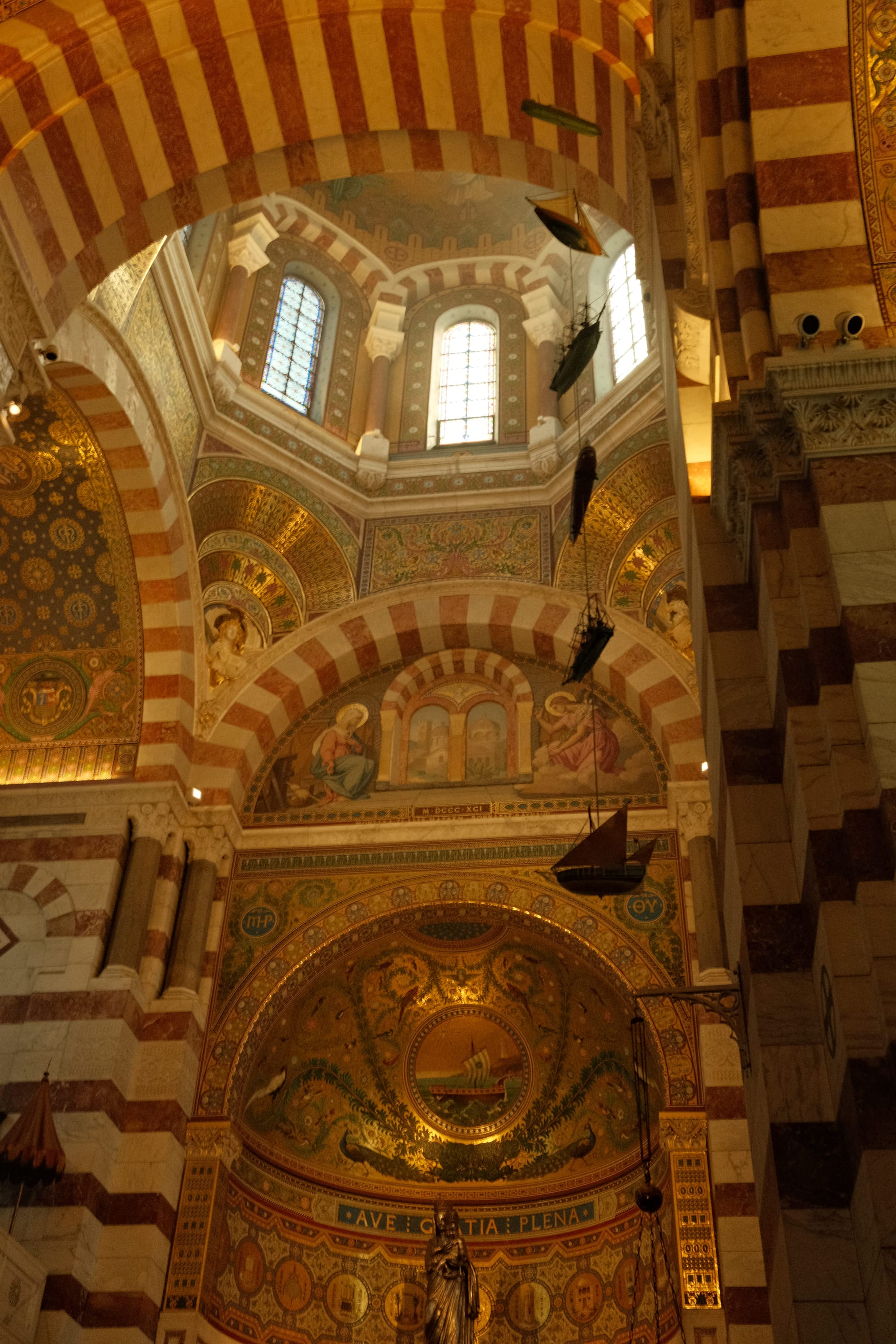 Innere der Basilika Notre Dame de la Garde