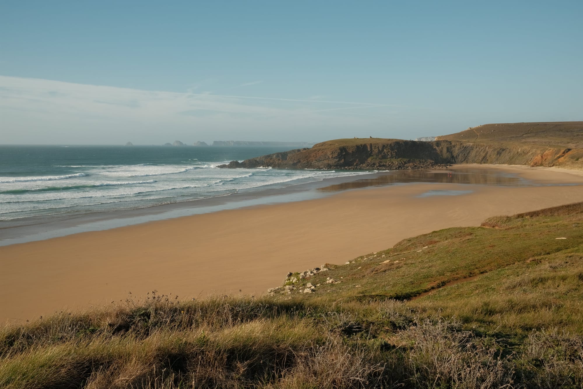 Raue Küste im Westen der Bretagne