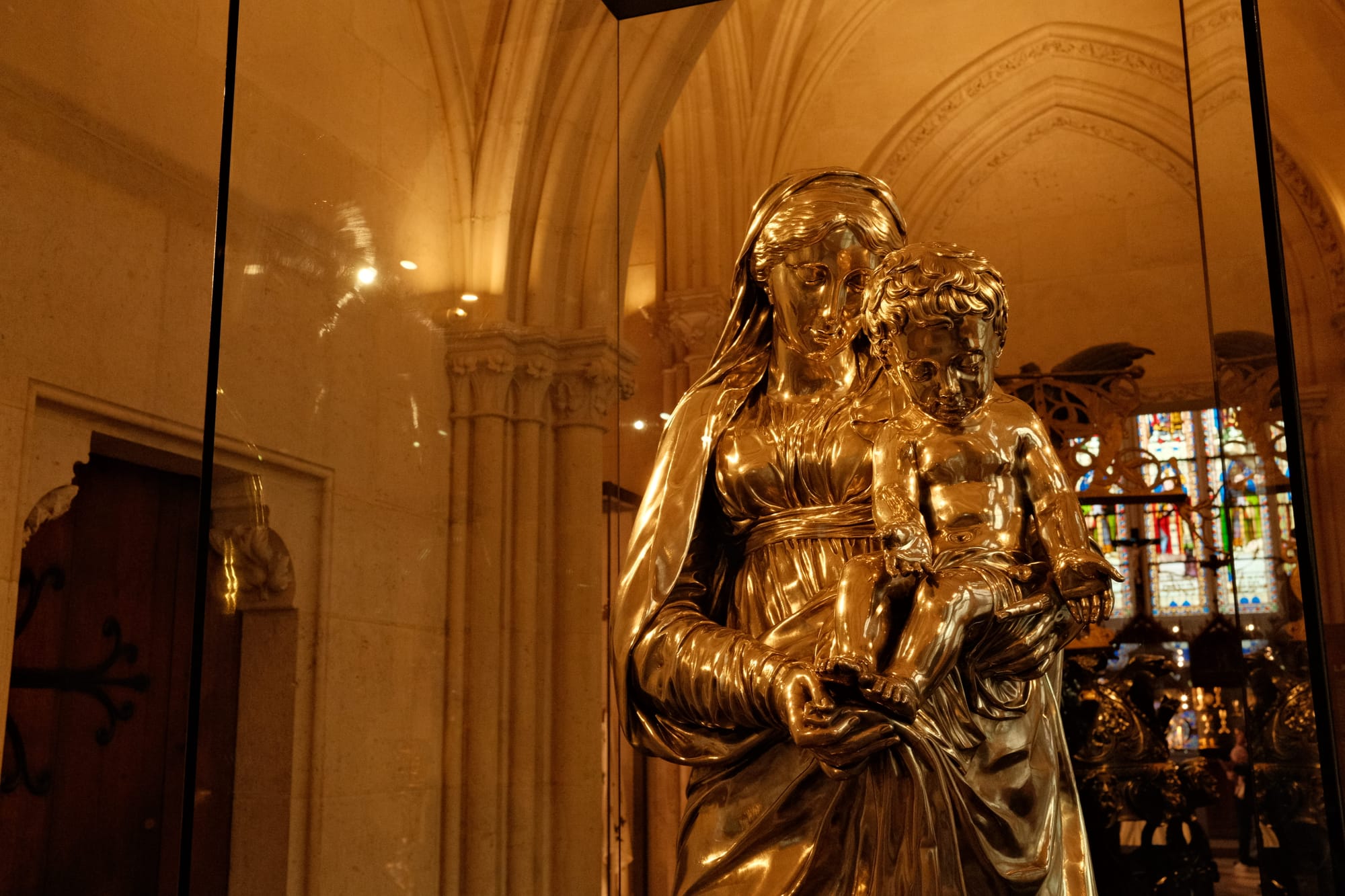 Heilige Maria im Kirchenschatz