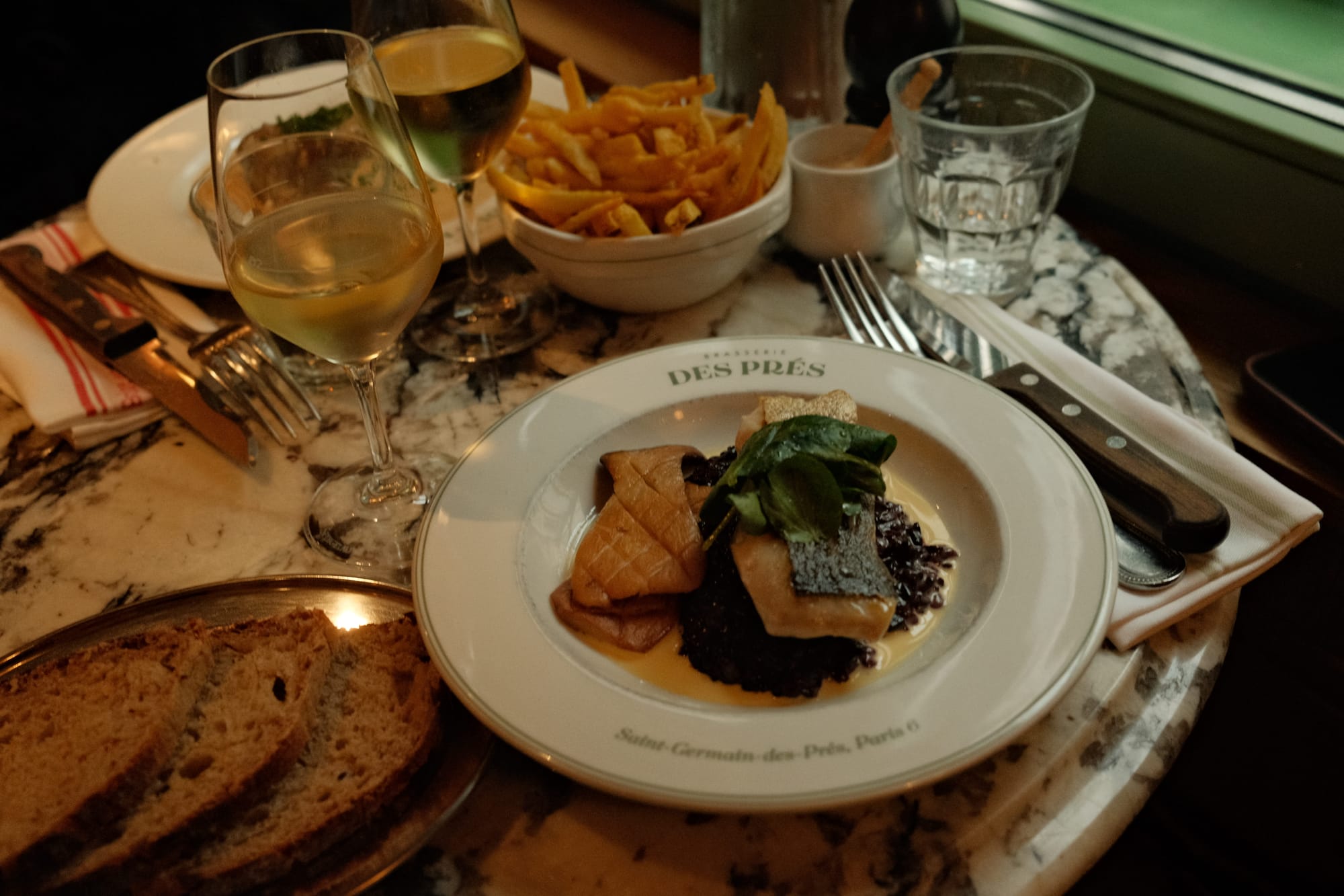 Brasserie des Prés in Paris