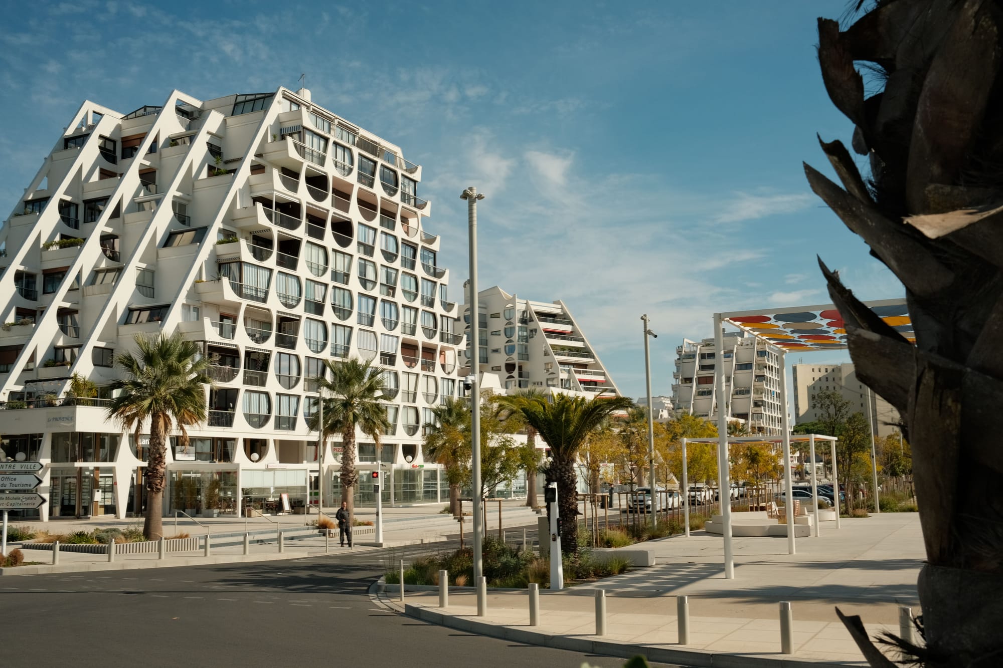 La Grande Motte in Südfrankreich mit ihren einzigartigen Gebäuden