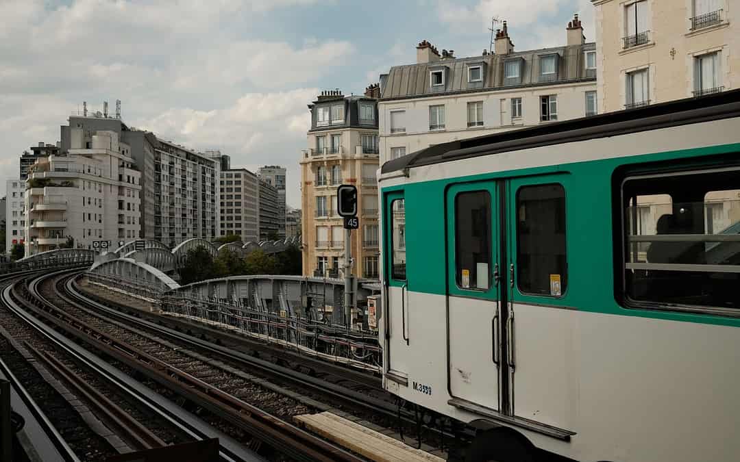Wie du stressfrei in Paris den Bahnhof wechseln kannst